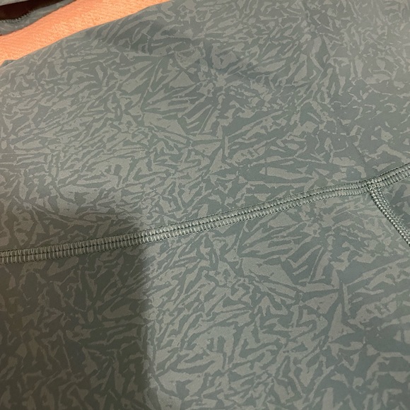 lululemon set - Picture 3 of 3